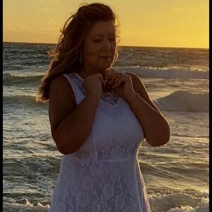 Meet your Posher, Cynthia